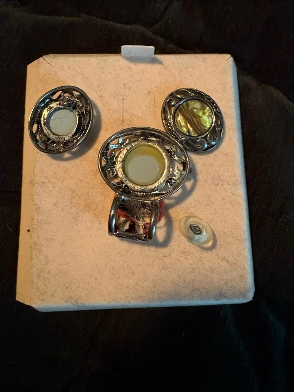 Title:VTG 90s/00s Mexico Abalone Shell Pendant & Earring- silver tone